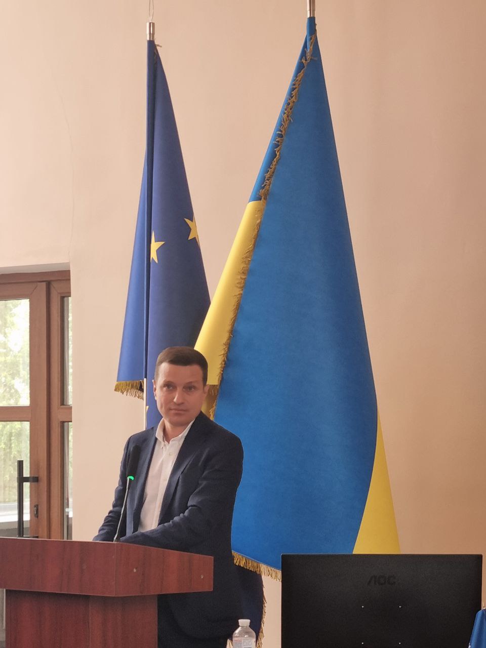 Вітаємо Євтушенка Юрія Вікторовича із успішним захистом дисертації на здобуття наукового ступеня доктора економічних наук
